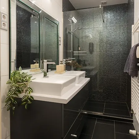 Apartment Super Cosy 3br Near Newyork Cafe With Balcony Budapest