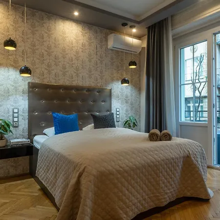 Super Cosy 3br Near Newyork Cafe With Balcony * Budapest